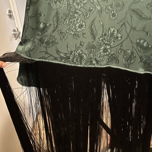 Dress - Picture 3 of 5